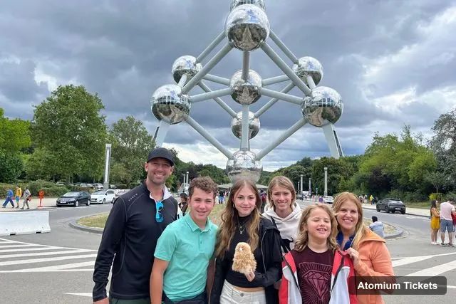 Atomium Tickets and Prices – Private Atomium & Mini-Europe Tour with Transport