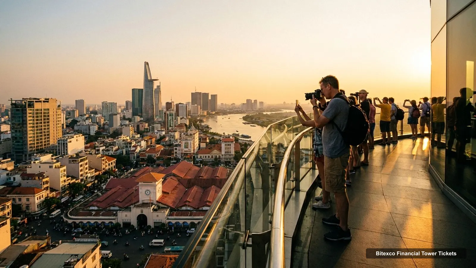 Bitexco Financial Tower Tickets – view from the observation deck over Ben Thanh Market