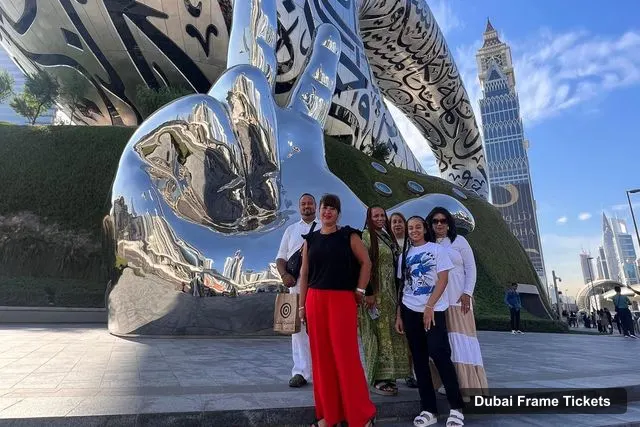 Dubai Frame Entry Tickets – Future Museum, Burj Al Arab & Dubai Frame Photo Tour