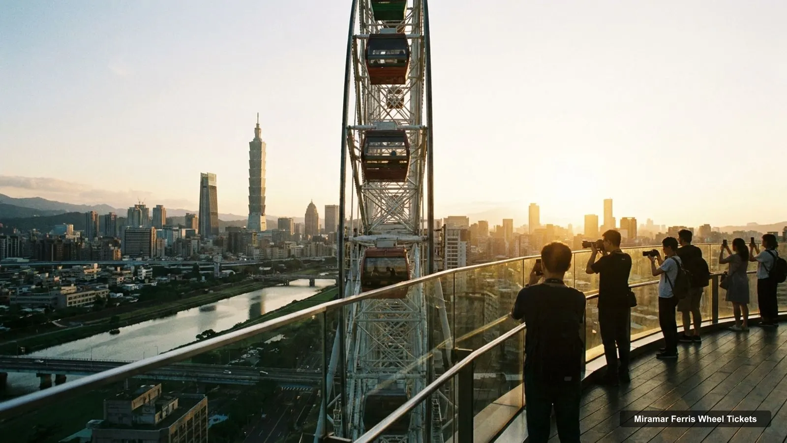 Miramar Ferris Wheel Tickets – view from the observation deck over the Taipei skyline with Taipei 101
