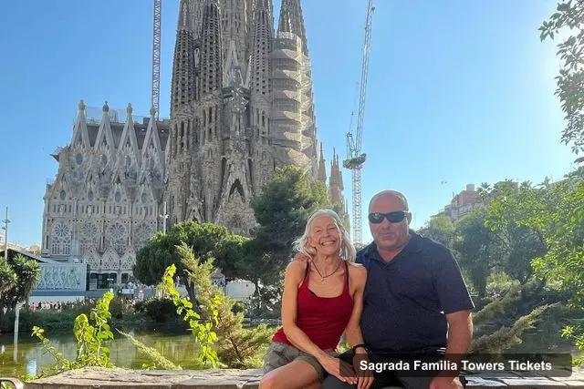 Sagrada Familia towers Observation Deck Tickets – Sagrada Familia Group Tour with Fast-Track Entry