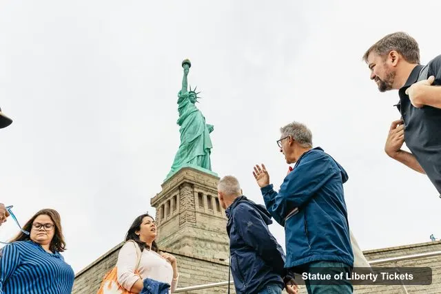 Statue of Liberty Skip-the-Line Tickets – NYC: Statue of Liberty and Ellis Island Guided Tour