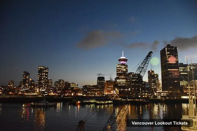 Gastown Steam Clock, Vancouver Lookout – Vancouver Lookout Tickets and Prices