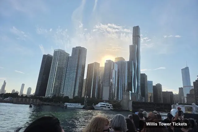 Chicago Riverwalk, Willis Tower – Willis Tower Tickets