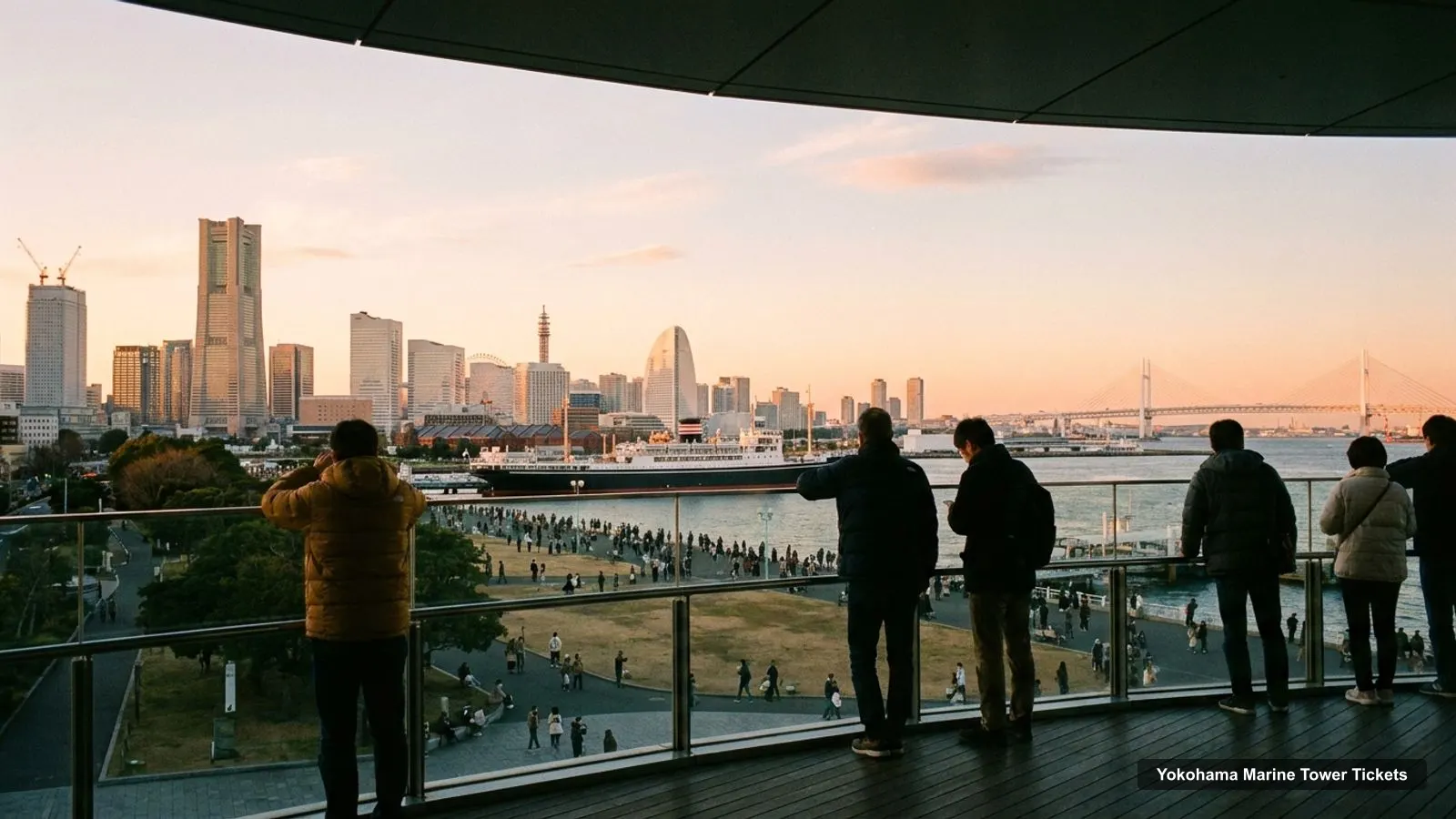 Yokohama Marine Tower Tickets – view from the observation deck over Yamashita Park